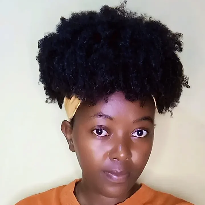 Step by step guide to detangling 4C natural hair 