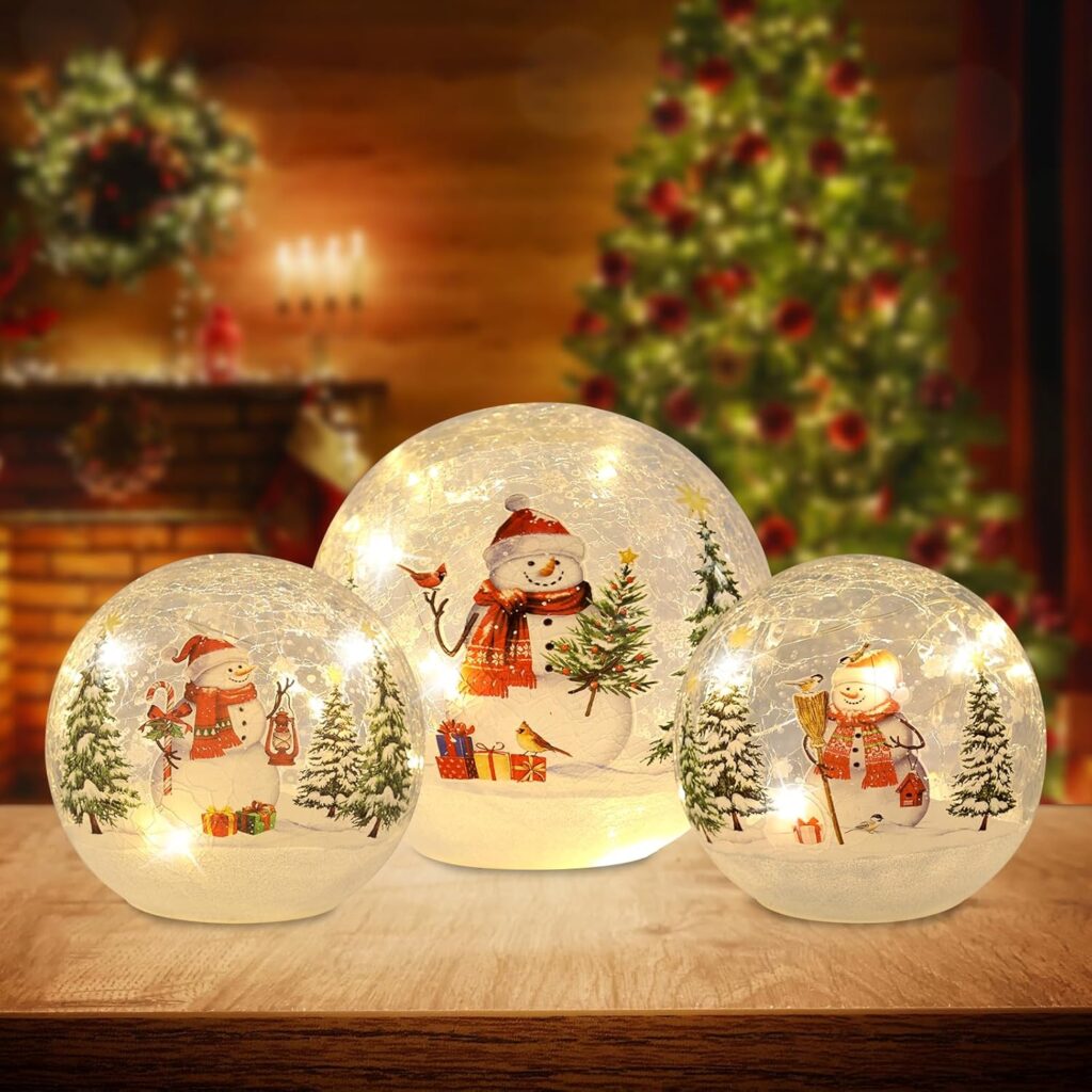 15 Perfect Small Space Christmas Décor for Tiny Apartments.