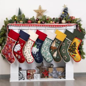 How to Mix Traditional and Modern Christmas Décor for a Festive, Fresh, and Timeless Holiday Home.