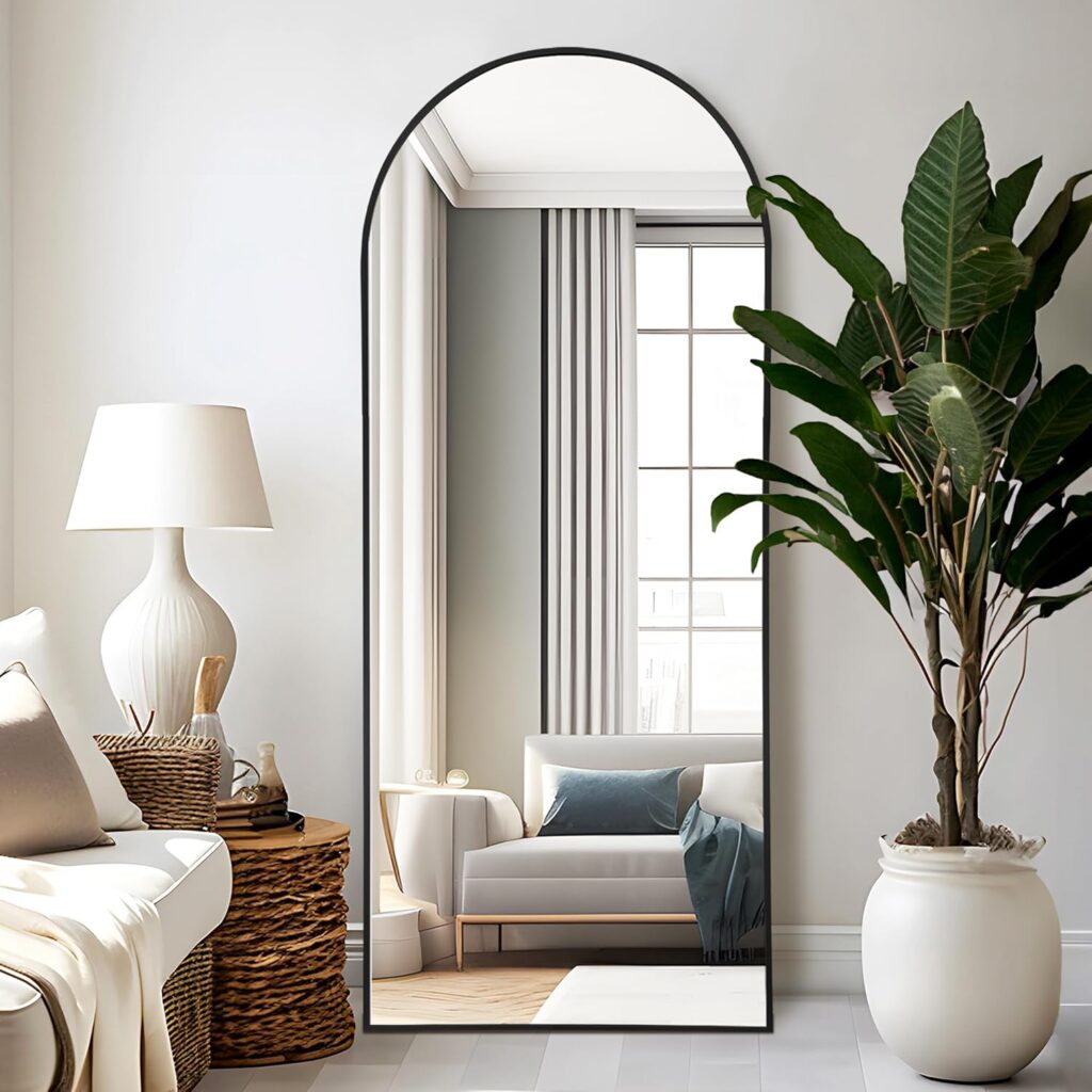 Top 10 Essentials to Consider Before Choosing Decor Items for Your Home.