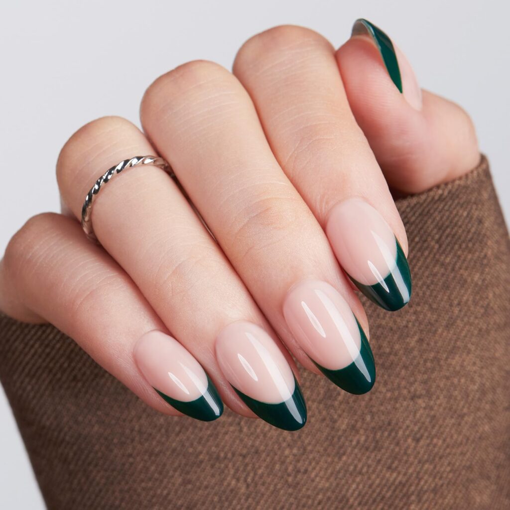 35 Cute St. Patrick’s Day Nail Ideas (Green, Gold & Shamrock Designs You’ll Love)