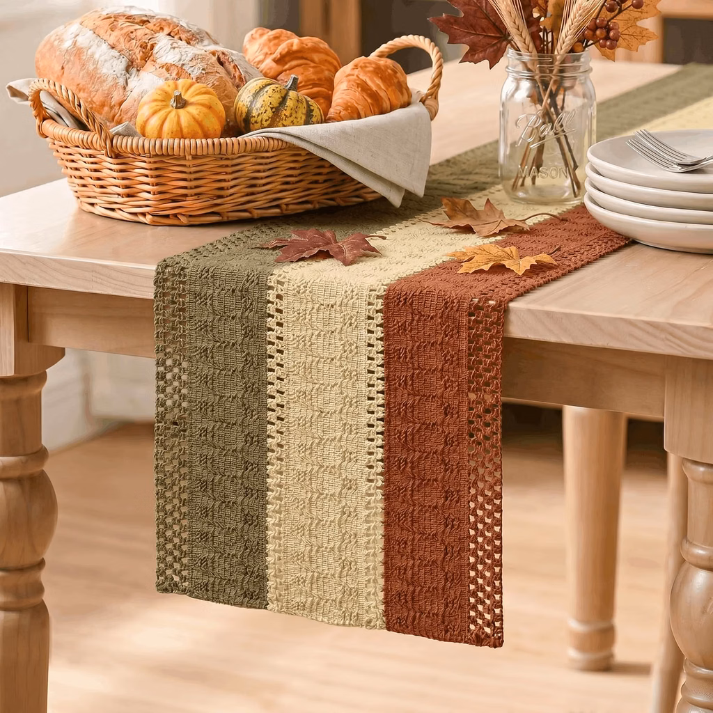 7 Perfect Thanksgiving Decor for Small Rental Apartment.